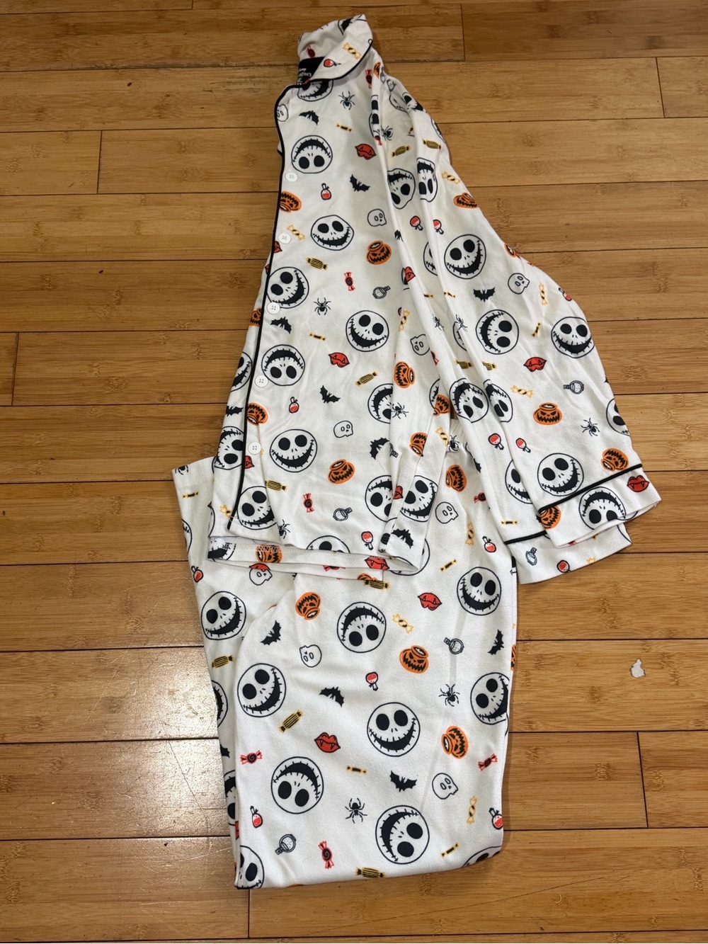 Disney White and Black Jack Skellington Halloween Pajama Set size xs